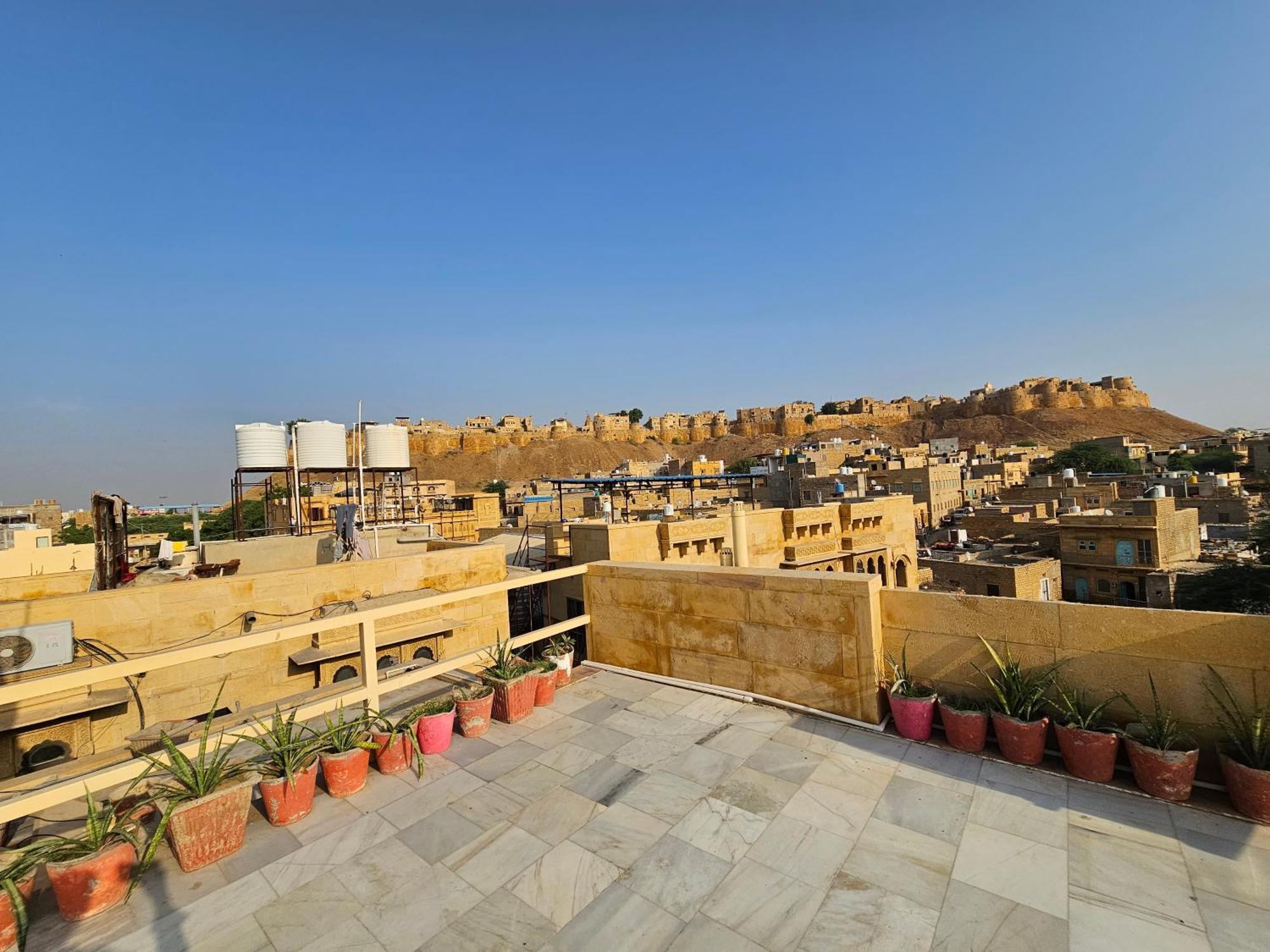 Hotel Royal Haveli Dzsaiszalmer Kültér fotó