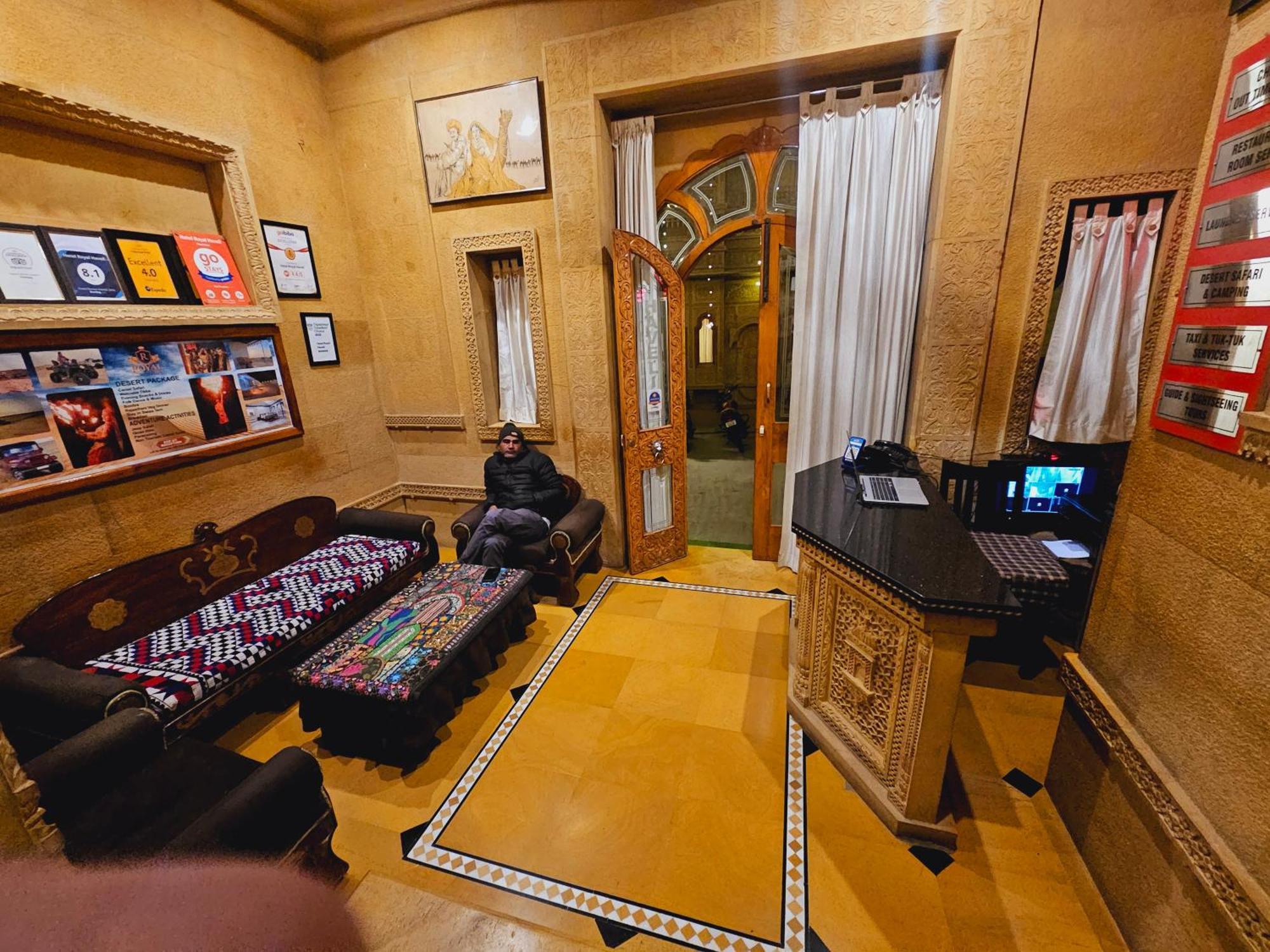 Hotel Royal Haveli Dzsaiszalmer Kültér fotó