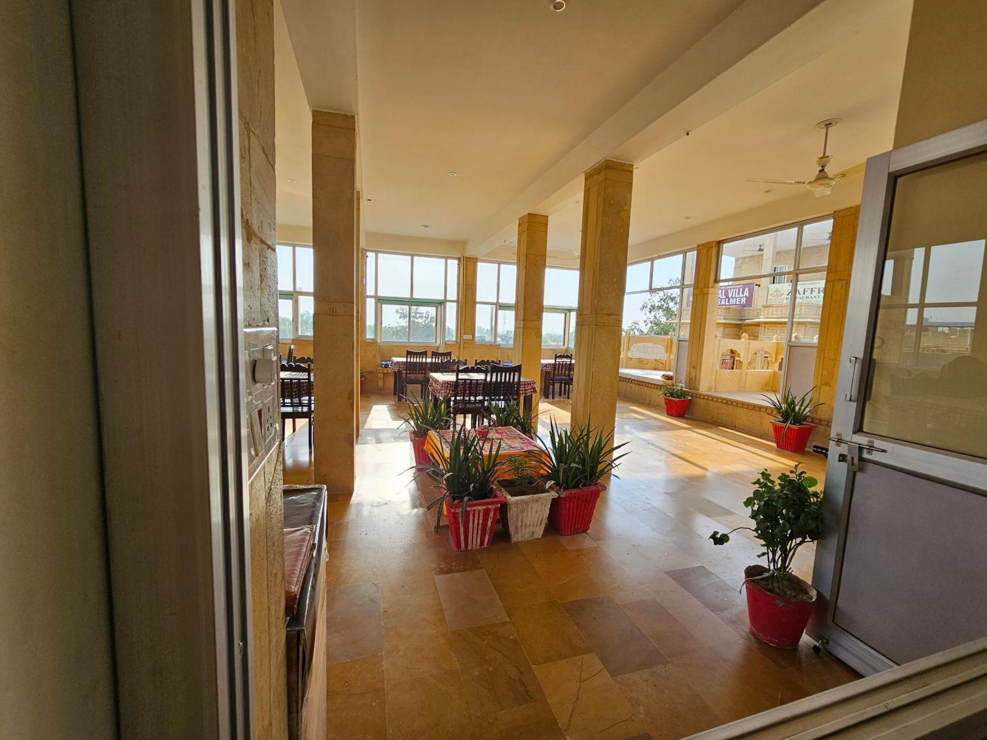 Hotel Royal Haveli Dzsaiszalmer Kültér fotó