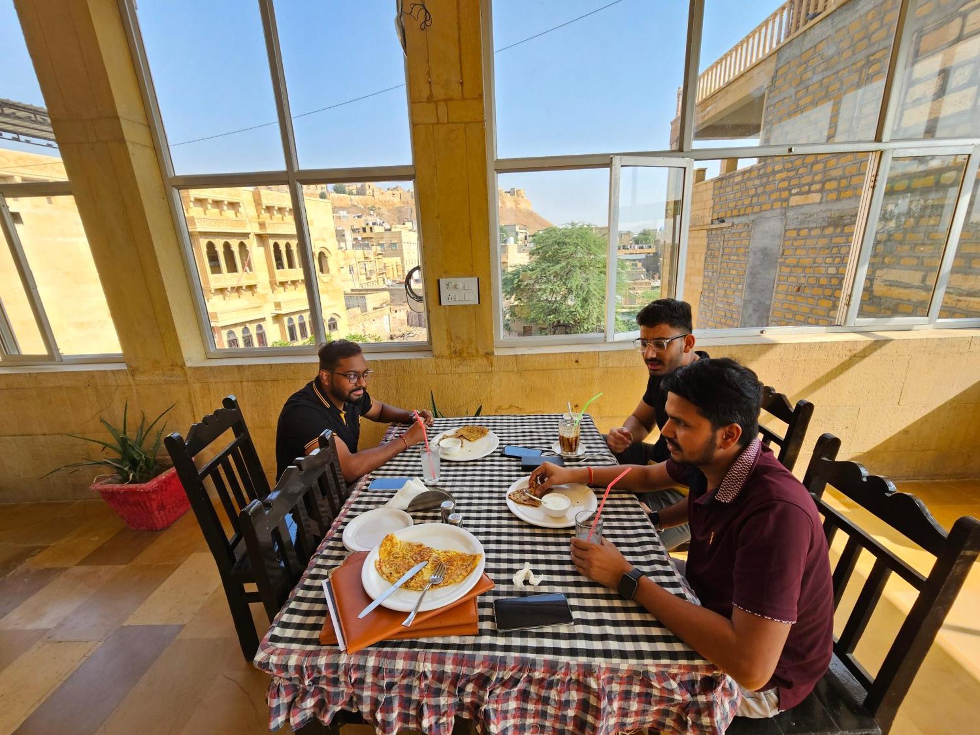 Hotel Royal Haveli Dzsaiszalmer Kültér fotó