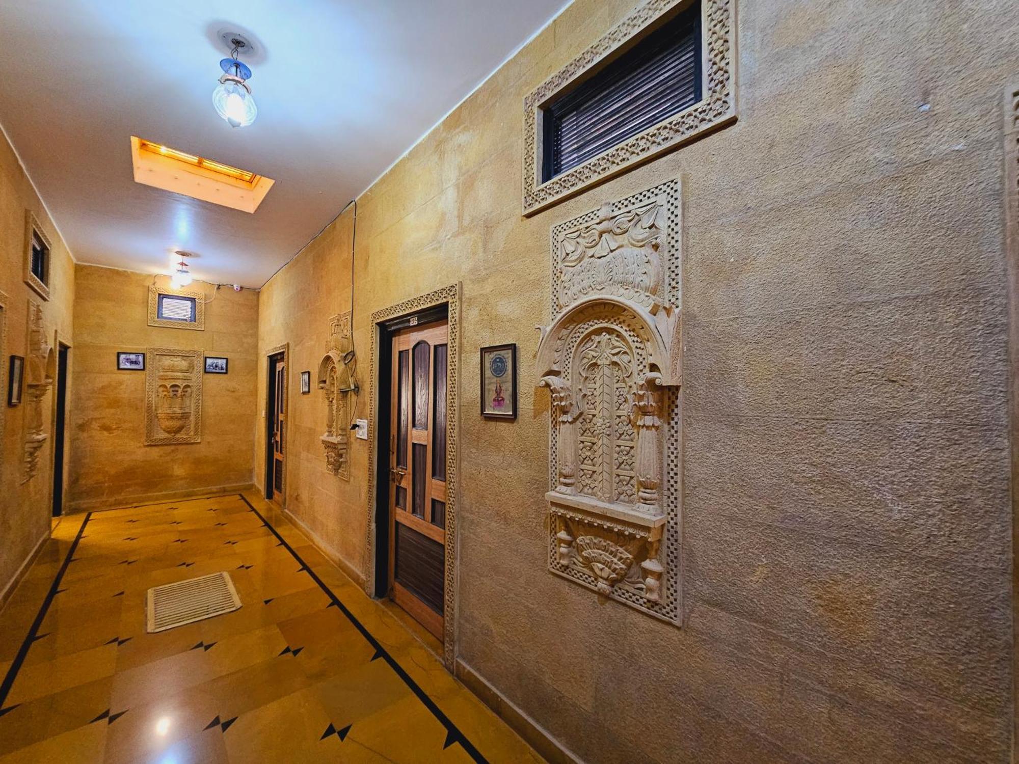 Hotel Royal Haveli Dzsaiszalmer Kültér fotó