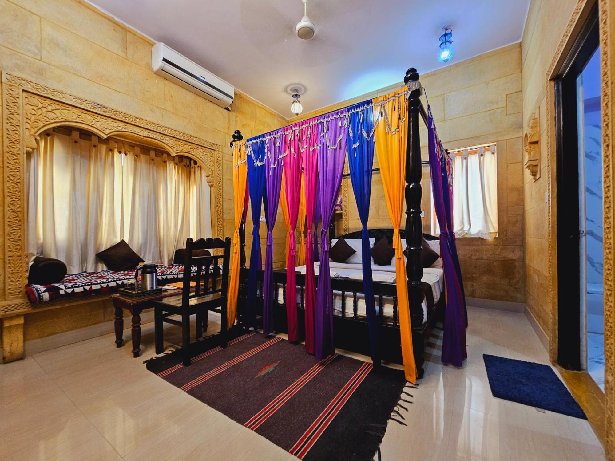 Hotel Royal Haveli Dzsaiszalmer Kültér fotó